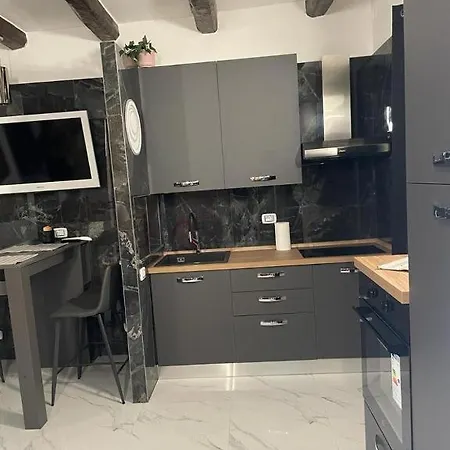 Apartment Corticella 2 *